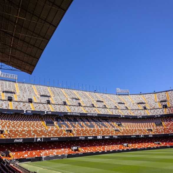 Tour Mestalla Forever desde 13,50 € ⚽Precios y tickets.