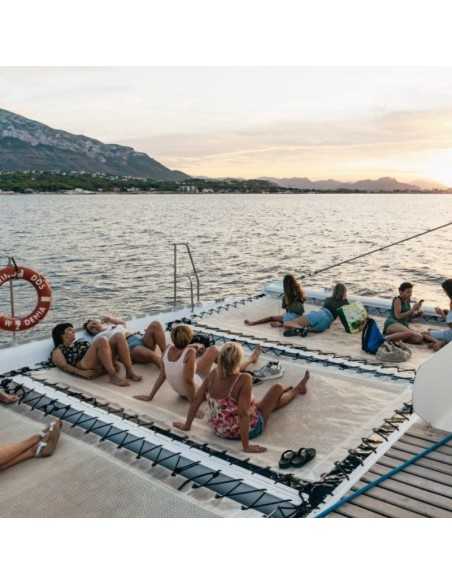 Excursiones en barco Valencia | Paseo en catamarán y precios desde 15€