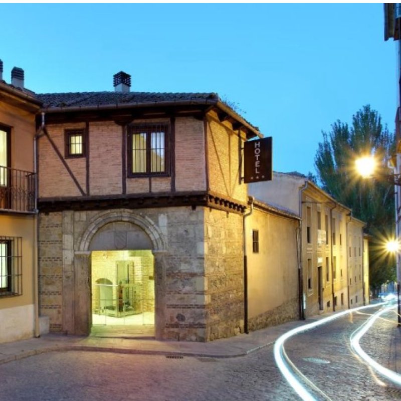 Hotel Exe Casa de los Linajes -Segovia