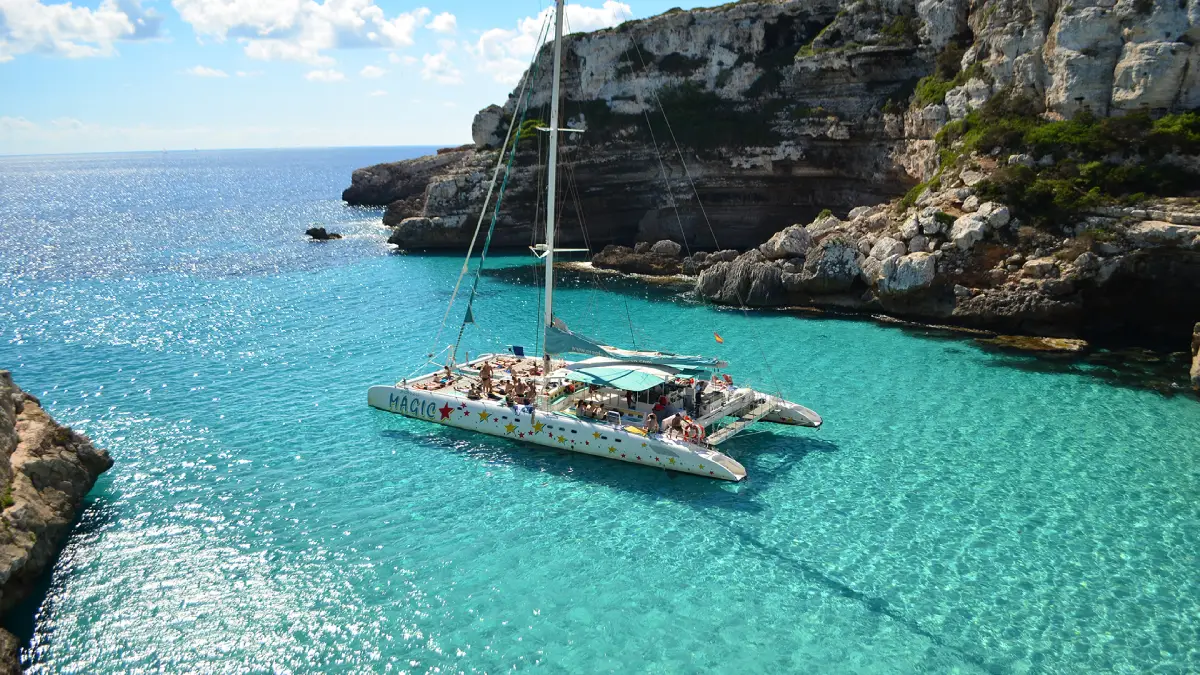 Que hacer en Mallorca - Excursión en Catamarán